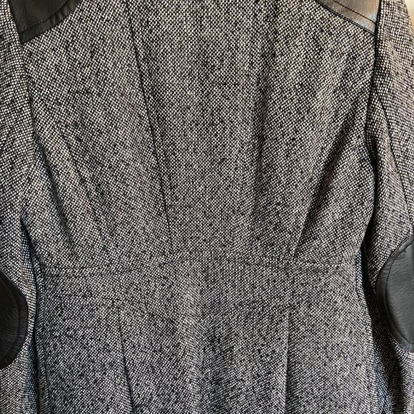 Women jacket - Picture 2 of 5